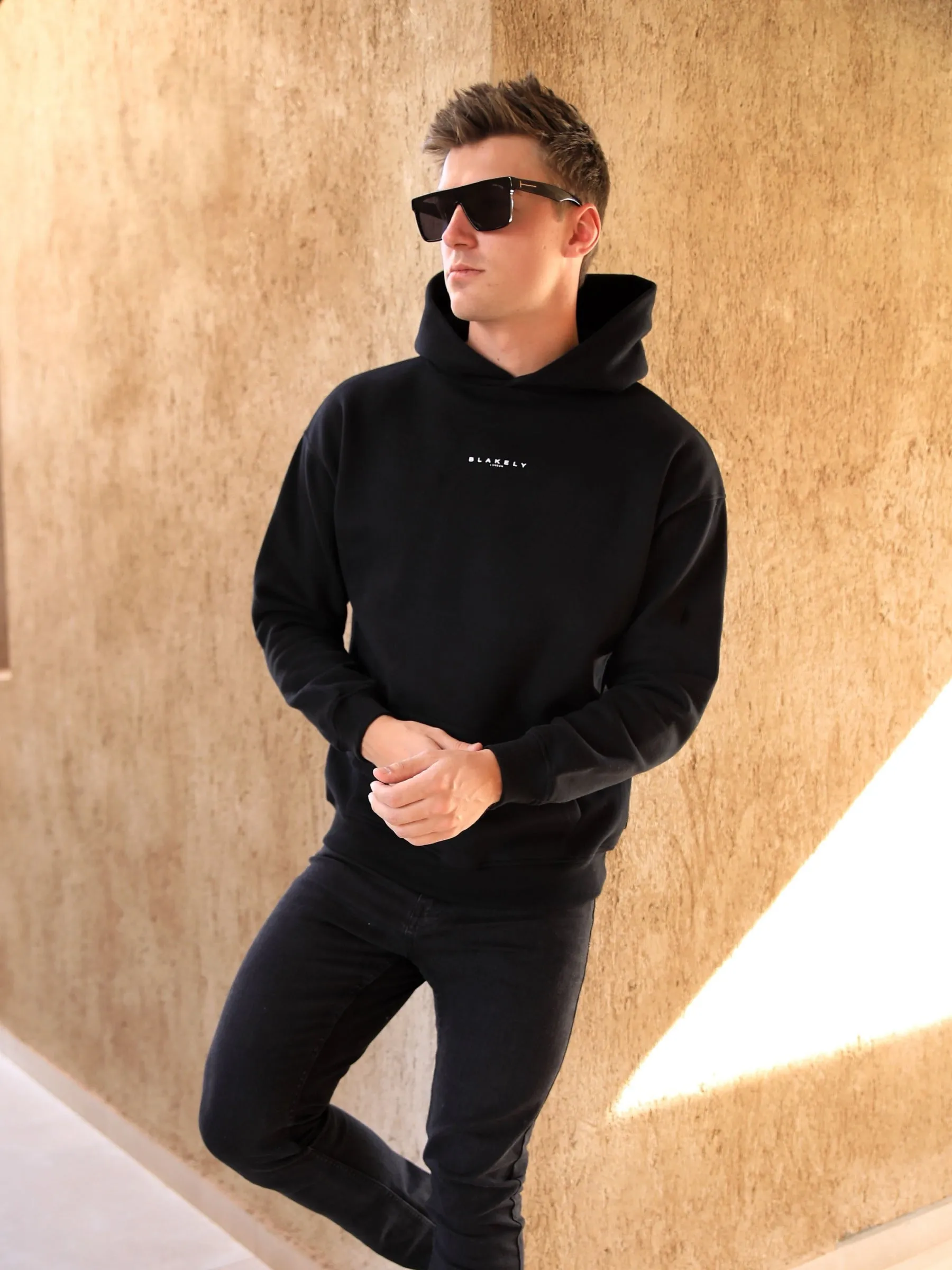 Evolved Lite Relaxed Hoodie - Black