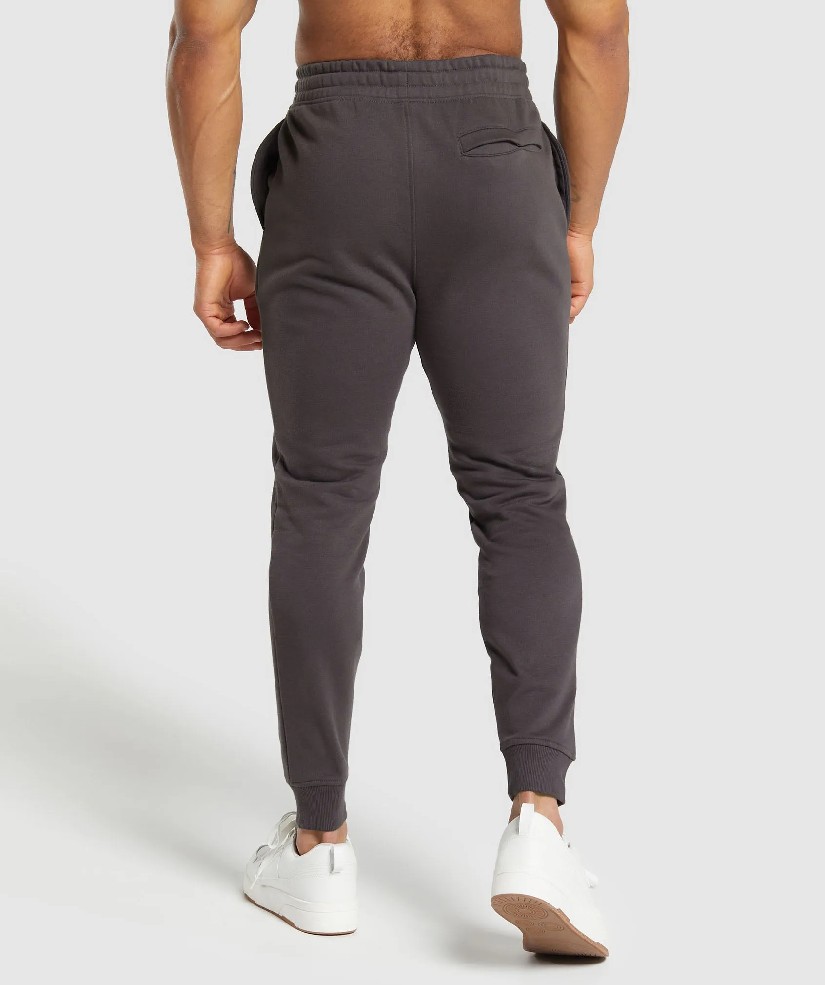 Gymshark Crest Joggers - Greyed Purple