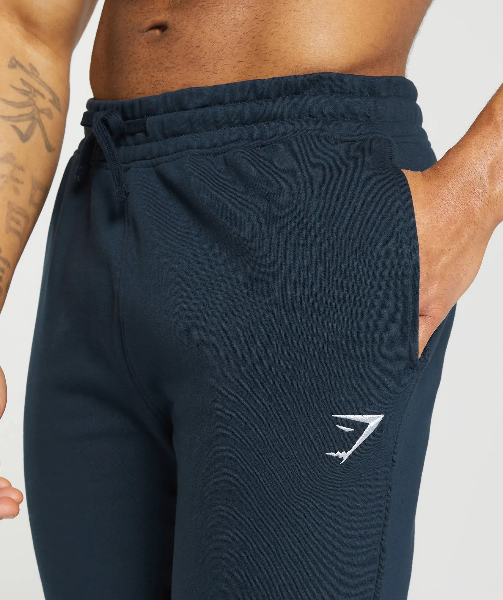 Gymshark Crest Joggers - Navy