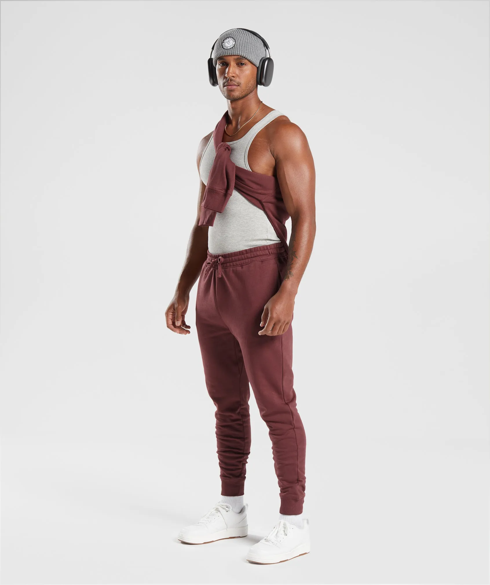 Gymshark Crest Joggers - Washed Burgundy