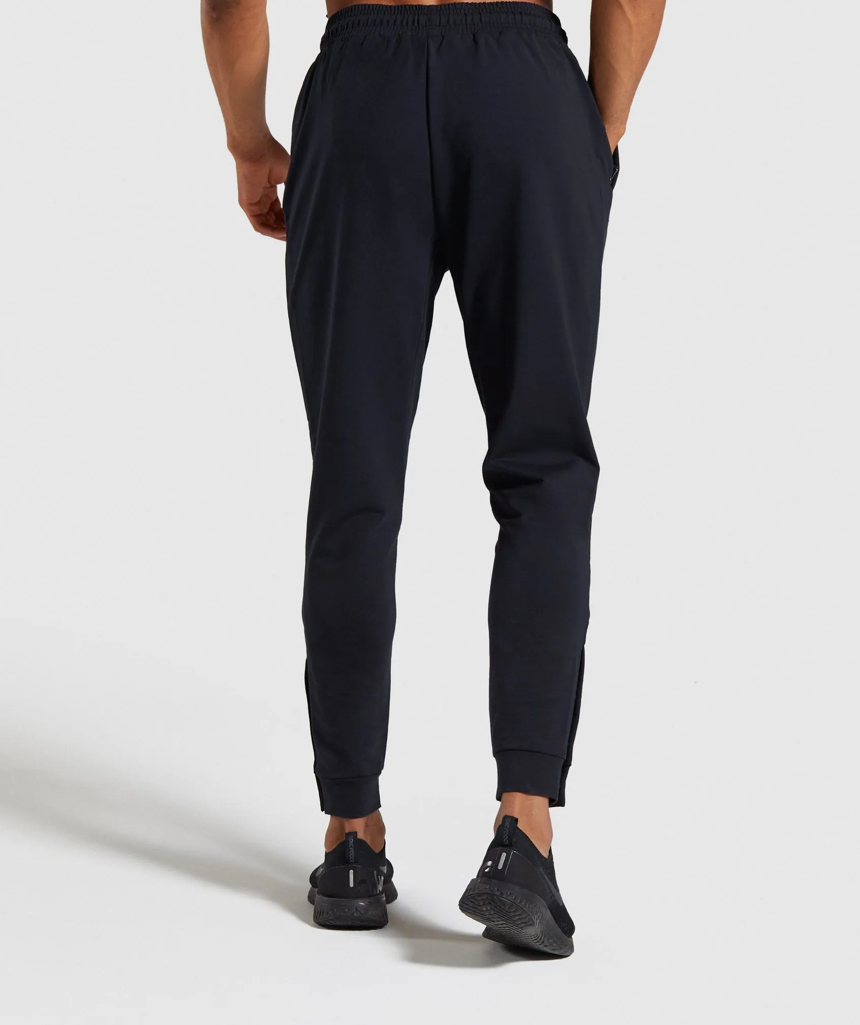 Gymshark Raid Joggers - Black