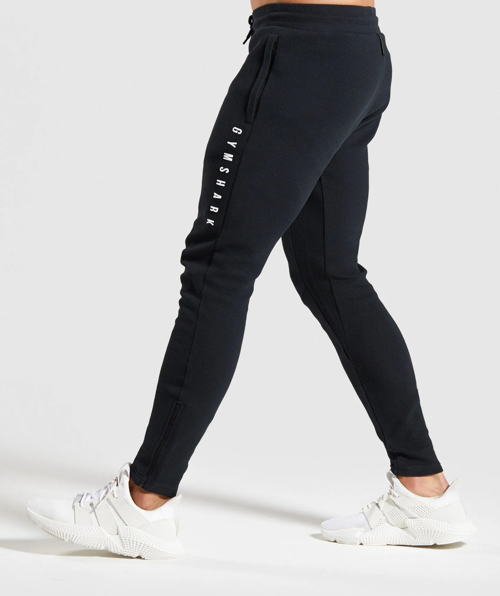 Gymshark Recharge Joggers - Black