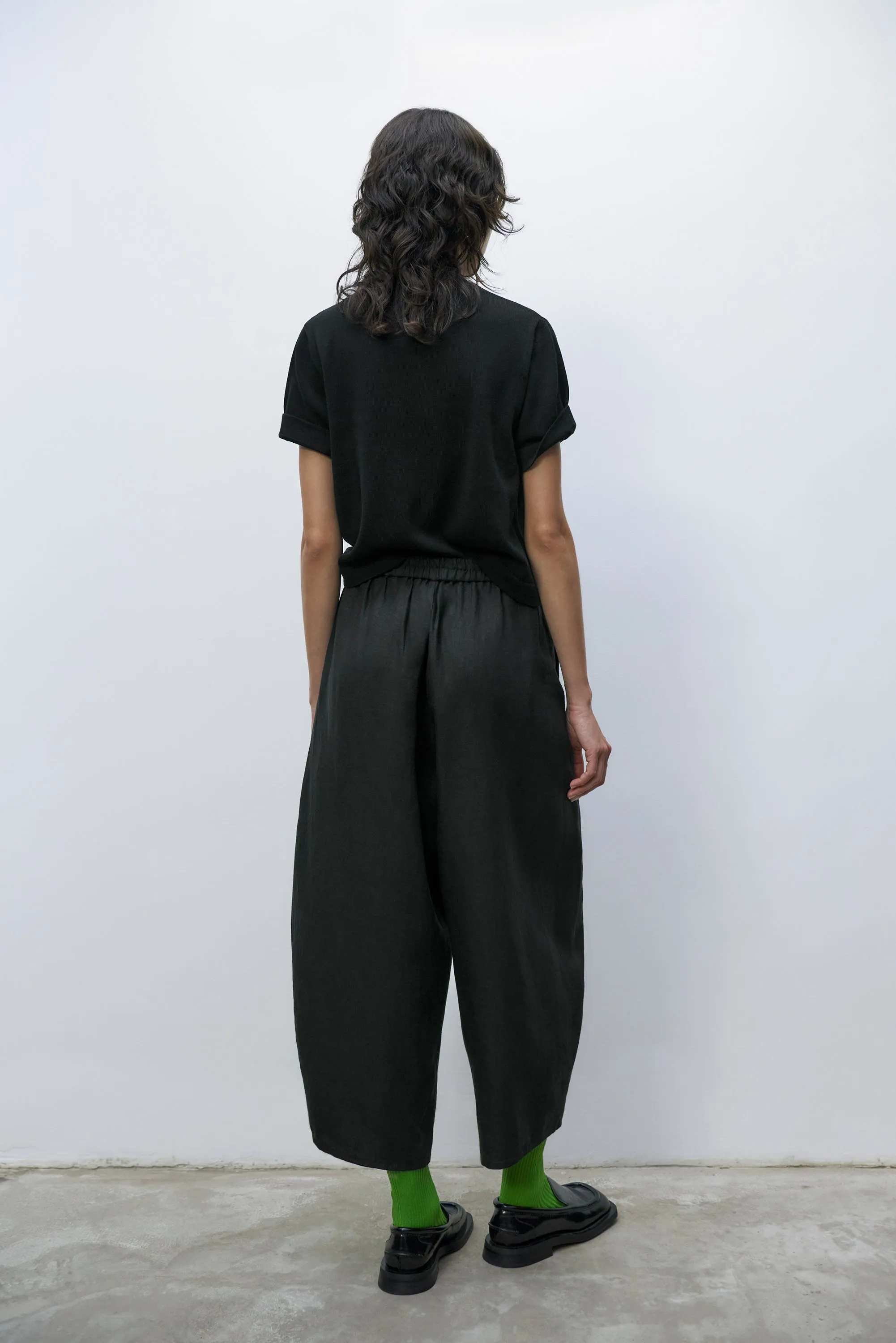 Linen Curved Pants, Black