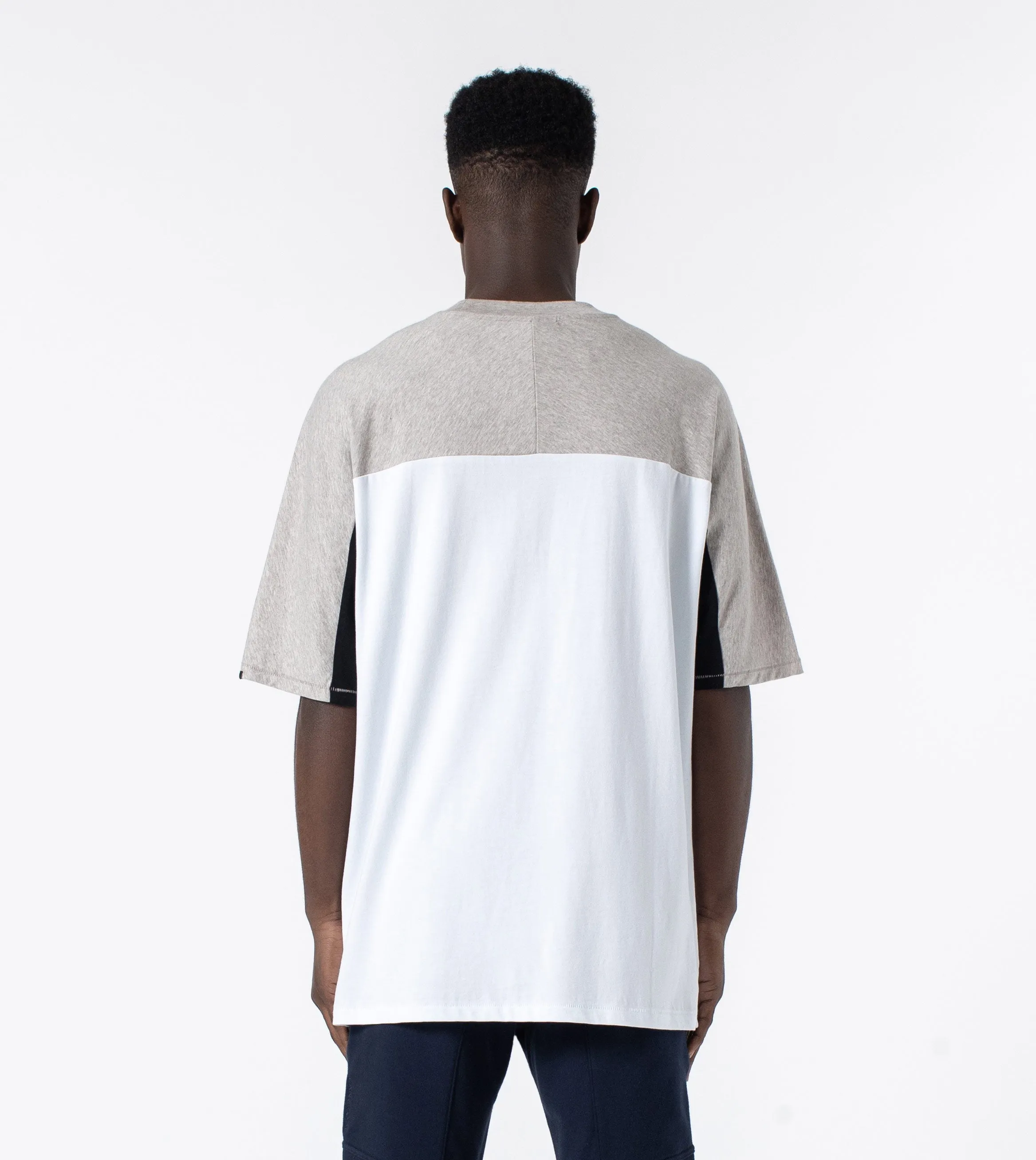 QB Rugger Tee White/Gravel