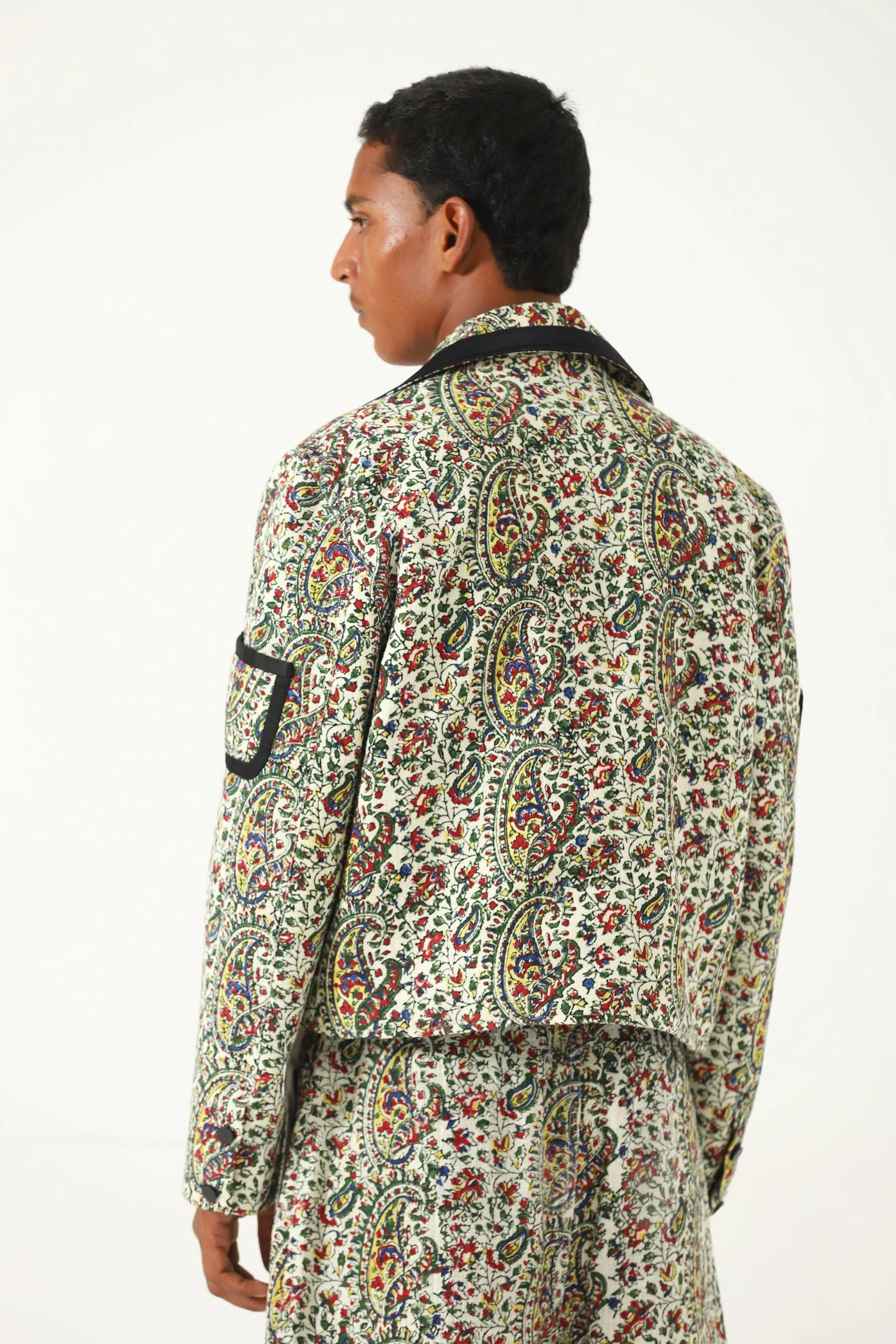 "RAJ" HAND BLOCK PRINTED CROPPED JACKET