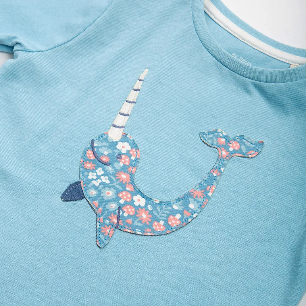 T-shirt- narwhal appliqué