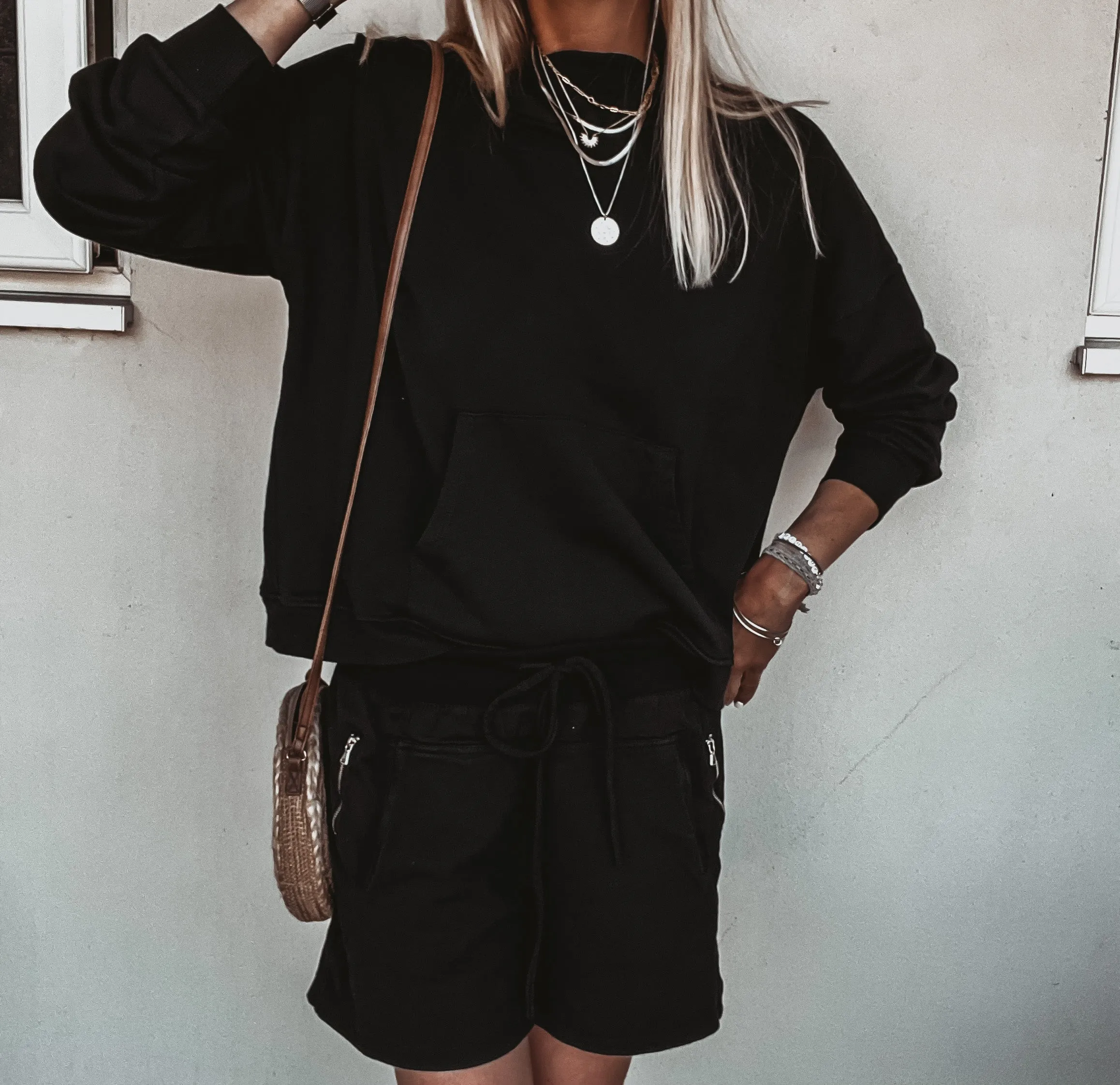 ULTIMATE BLACK super slouchy relaxed hoody *NEW*