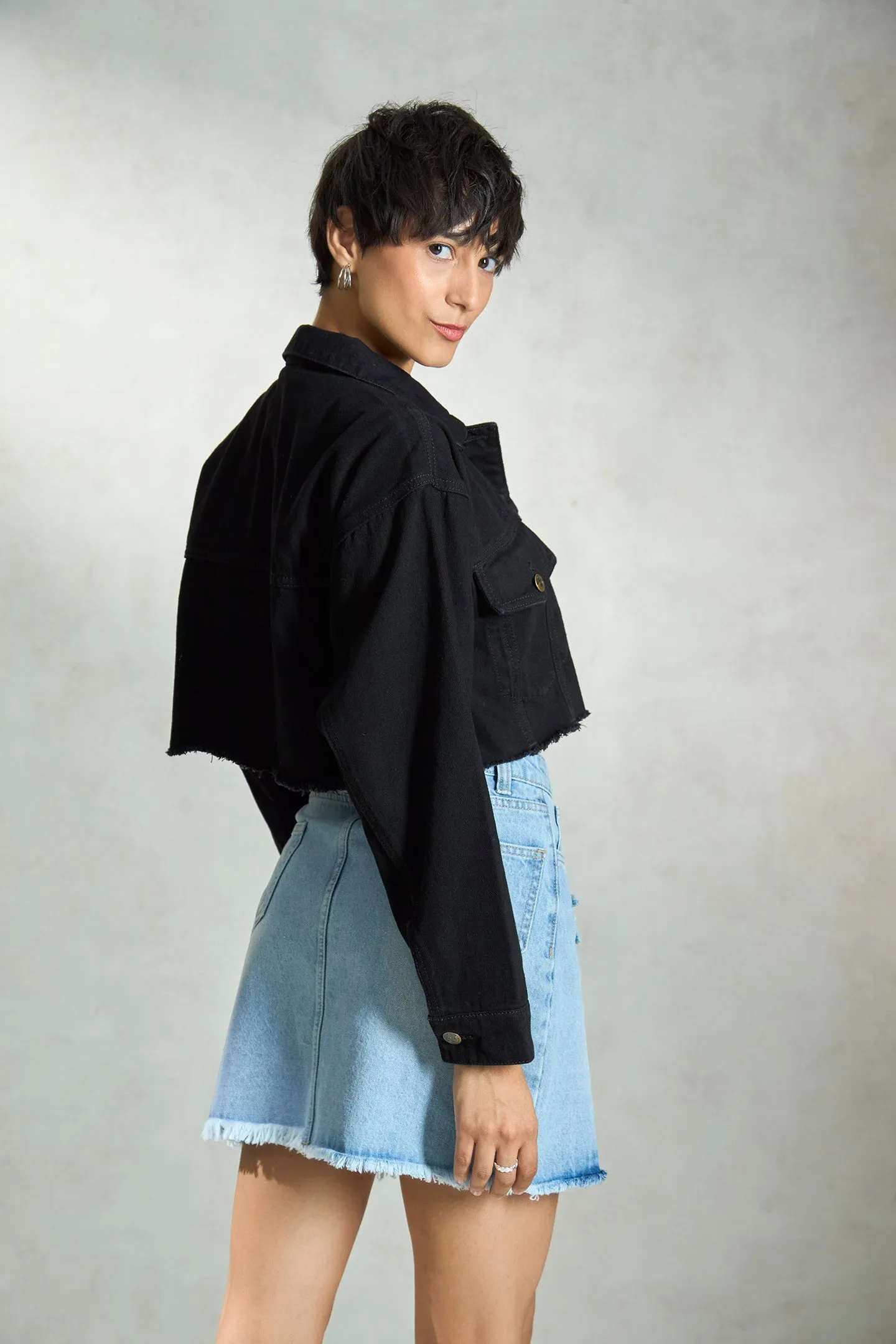 Umbra|Denim Cropped Trucker Jacket